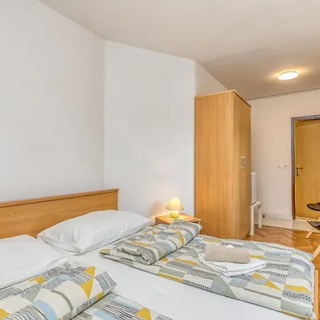 Matea Guest house *