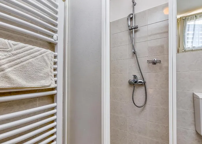 Matea Penzion Funtana